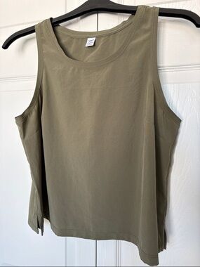 Old Navy Olive Sleeveless Tank Top